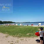 Schwarzes Holzferienhaus Mit Sauna -- Feldrain -- An Der Ostsee, Bei Wismar, 4-6 Personen Casa vacanze