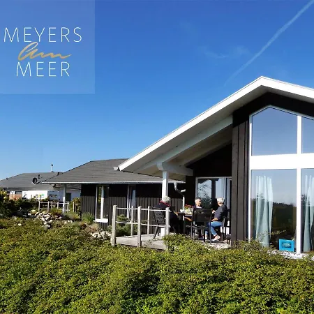 度假居 Schwarzes Holzferienhaus Mit Sauna -- Feldrain -- An Der Ostsee, Bei Wismar, 4-6 Personen 齐罗