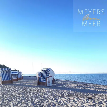 Schwarzes Holzferienhaus Mit Sauna -- Feldrain -- An Der Ostsee, Bei Wismar, 4-6 Personen Feriehus Zierow