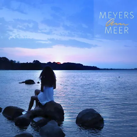 Schwarzes Holzferienhaus Mit Sauna -- Feldrain -- An Der Ostsee, Bei Wismar, 4-6 Personen * 齐罗